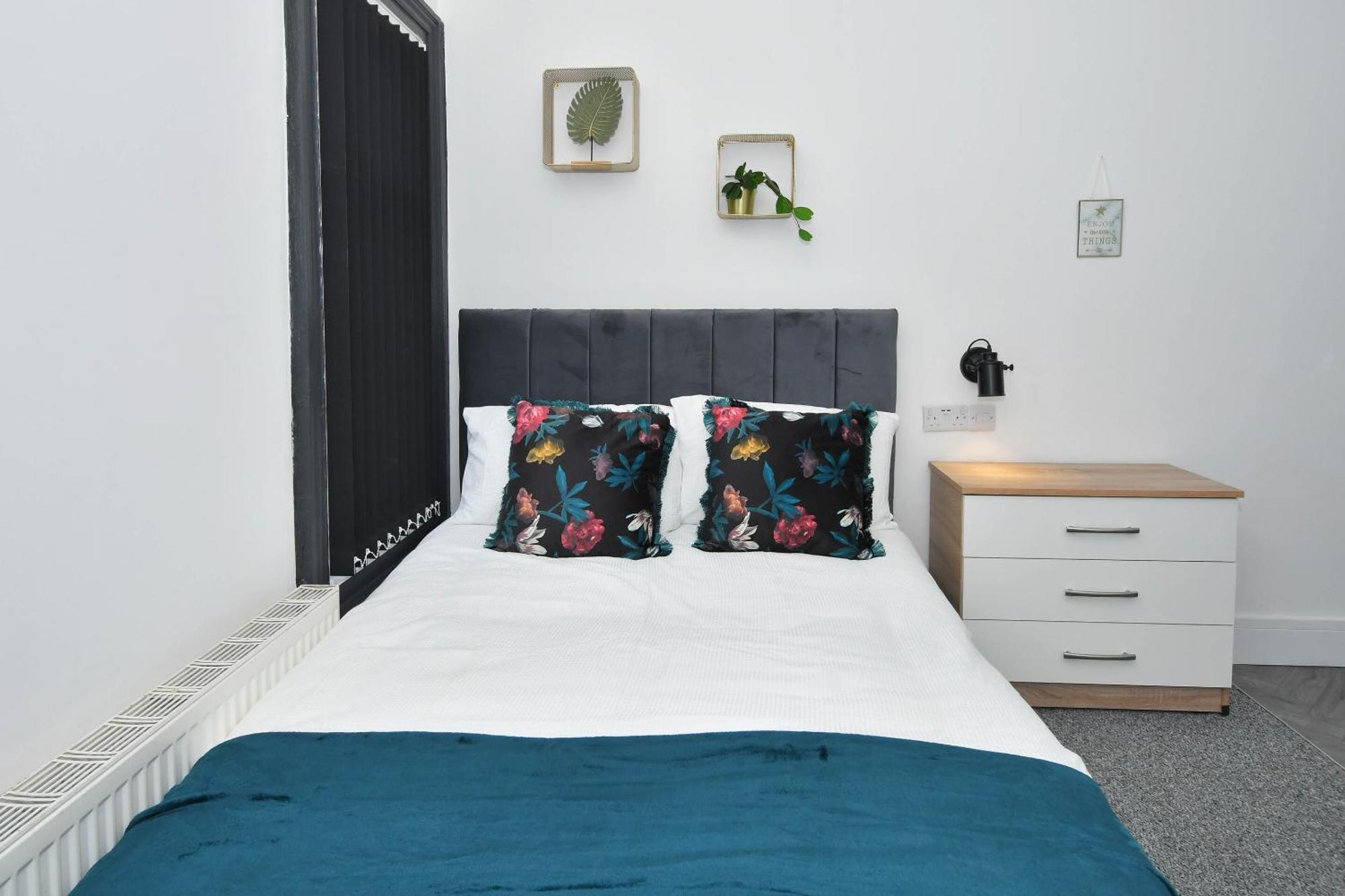 Townhouse @ 202 Walthall Street 克鲁 外观 照片
