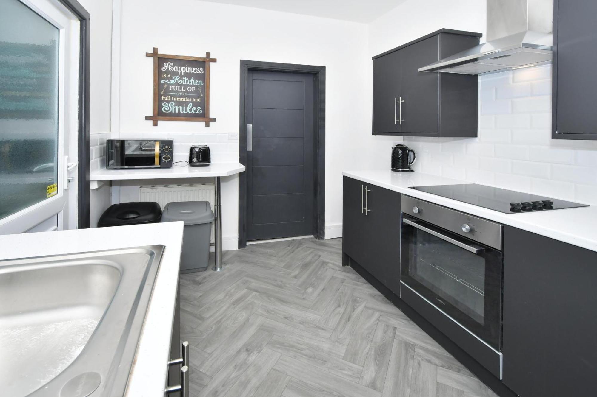 Townhouse @ 202 Walthall Street 克鲁 外观 照片